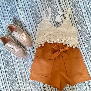 ZARA KNIT POM POM TOP SIZE M